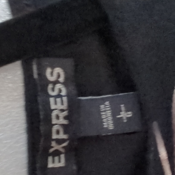 Express Women's Black Plunge Neckline Free Spirit/Eagle Graphic Top Size Large - Picture 6 of 11